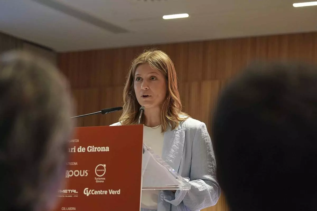 Irene Carreras durant el seu discurs a La Nit de la Dona del Diari de Girona
